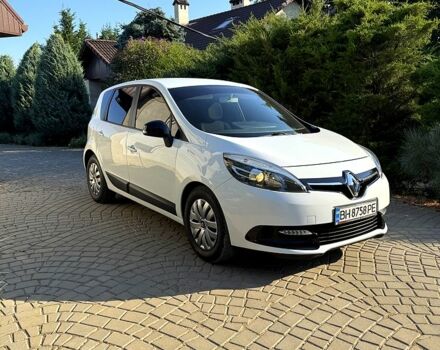Белый Рено Меган, объемом двигателя 1.5 л и пробегом 250 тыс. км за 6300 $, фото 2 на Automoto.ua