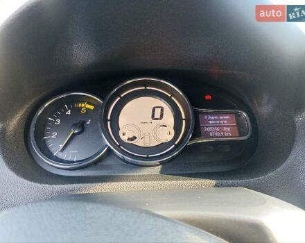 Белый Рено Меган, объемом двигателя 1.46 л и пробегом 287 тыс. км за 8499 $, фото 18 на Automoto.ua