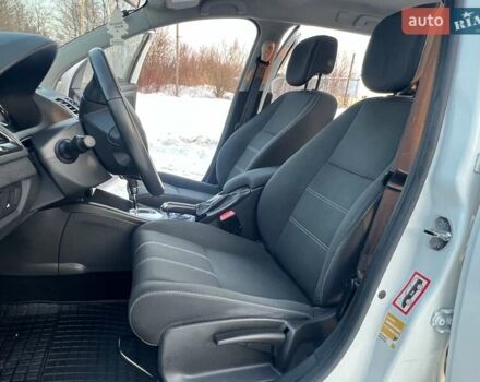 Белый Рено Меган, объемом двигателя 1.5 л и пробегом 189 тыс. км за 7750 $, фото 58 на Automoto.ua