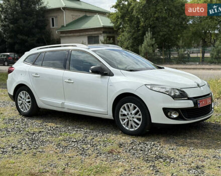 Белый Рено Меган, объемом двигателя 1.5 л и пробегом 225 тыс. км за 8900 $, фото 1 на Automoto.ua