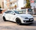 Белый Рено Меган, объемом двигателя 1.5 л и пробегом 230 тыс. км за 9000 $, фото 4 на Automoto.ua