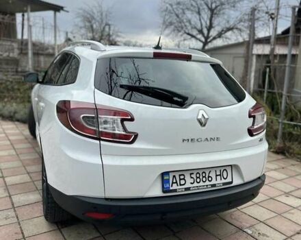 Белый Рено Меган, объемом двигателя 1.6 л и пробегом 245 тыс. км за 8800 $, фото 5 на Automoto.ua