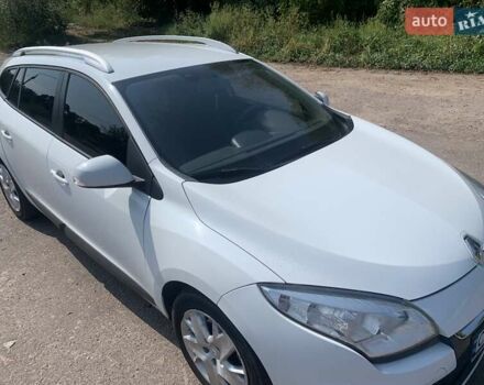 Белый Рено Меган, объемом двигателя 1.46 л и пробегом 250 тыс. км за 7600 $, фото 7 на Automoto.ua