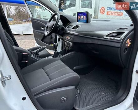 Білий Рено Меган, об'ємом двигуна 1.5 л та пробігом 248 тис. км за 7300 $, фото 28 на Automoto.ua