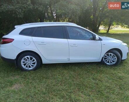 Білий Рено Меган, об'ємом двигуна 1.5 л та пробігом 270 тис. км за 8900 $, фото 4 на Automoto.ua