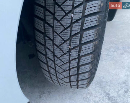 Белый Рено Меган, объемом двигателя 1.2 л и пробегом 146 тыс. км за 6600 $, фото 57 на Automoto.ua