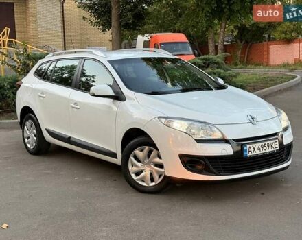 Білий Рено Меган, об'ємом двигуна 1.46 л та пробігом 258 тис. км за 7200 $, фото 10 на Automoto.ua