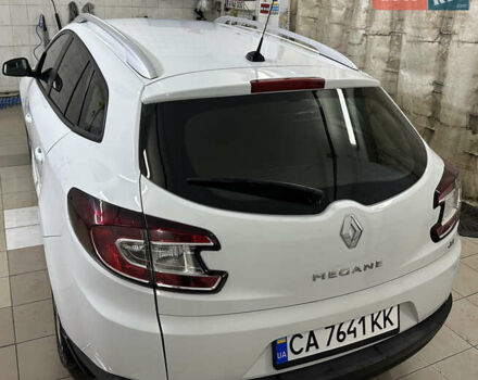 Белый Рено Меган, объемом двигателя 1.5 л и пробегом 237 тыс. км за 8150 $, фото 4 на Automoto.ua