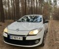 Белый Рено Меган, объемом двигателя 1.5 л и пробегом 250 тыс. км за 7300 $, фото 1 на Automoto.ua