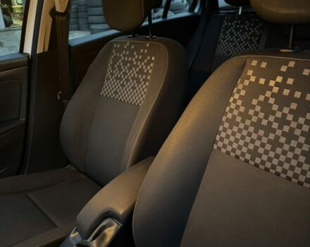 Белый Рено Меган, объемом двигателя 1.5 л и пробегом 300 тыс. км за 7999 $, фото 12 на Automoto.ua