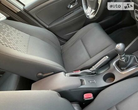 Білий Рено Меган, об'ємом двигуна 1.46 л та пробігом 223 тис. км за 8300 $, фото 58 на Automoto.ua