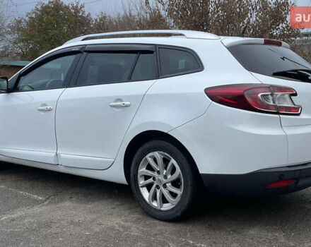 Белый Рено Меган, объемом двигателя 1.46 л и пробегом 305 тыс. км за 8500 $, фото 6 на Automoto.ua