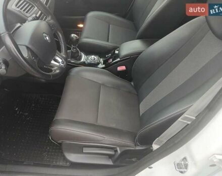 Белый Рено Меган, объемом двигателя 1.5 л и пробегом 241 тыс. км за 8599 $, фото 18 на Automoto.ua