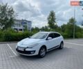 Белый Рено Меган, объемом двигателя 1.5 л и пробегом 211 тыс. км за 7700 $, фото 1 на Automoto.ua