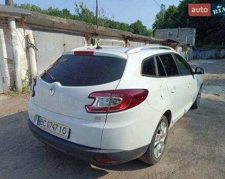 Белый Рено Меган, объемом двигателя 1.5 л и пробегом 250 тыс. км за 7100 $, фото 8 на Automoto.ua