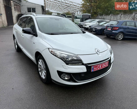 Белый Рено Меган, объемом двигателя 1.5 л и пробегом 220 тыс. км за 8250 $, фото 4 на Automoto.ua