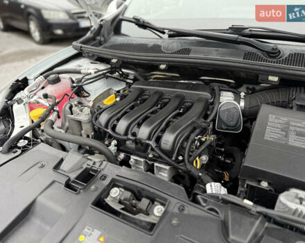 Белый Рено Меган, объемом двигателя 1.6 л и пробегом 153 тыс. км за 9300 $, фото 34 на Automoto.ua