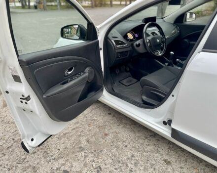 Белый Рено Меган, объемом двигателя 1.5 л и пробегом 286 тыс. км за 6999 $, фото 8 на Automoto.ua