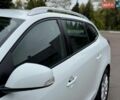 Білий Рено Меган, об'ємом двигуна 1.46 л та пробігом 250 тис. км за 5999 $, фото 11 на Automoto.ua
