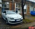 Белый Рено Меган, объемом двигателя 1.5 л и пробегом 299 тыс. км за 7950 $, фото 1 на Automoto.ua