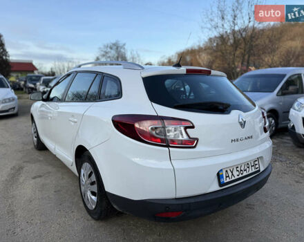 Белый Рено Меган, объемом двигателя 1.5 л и пробегом 259 тыс. км за 7999 $, фото 7 на Automoto.ua