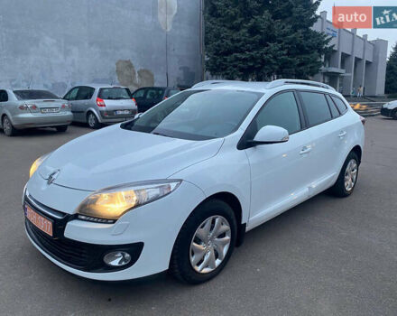 Белый Рено Меган, объемом двигателя 1.2 л и пробегом 146 тыс. км за 6600 $, фото 1 на Automoto.ua