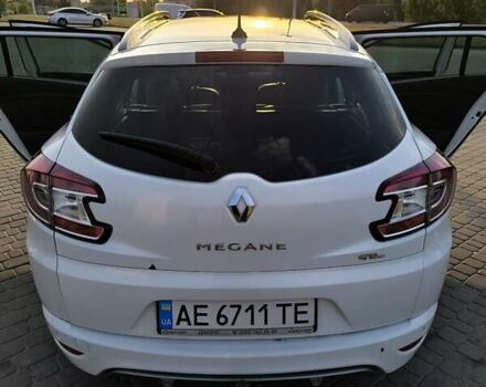 Белый Рено Меган, объемом двигателя 1.5 л и пробегом 296 тыс. км за 7900 $, фото 17 на Automoto.ua