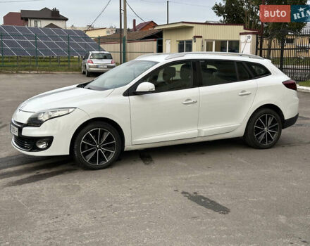 Рено Меган 2013 у Рівному на Automoto.ua Білий Рено Меган, об'ємом двигуна 1.6 л та пробігом 240 тис. км за 7950 $, фото 10 на Automoto.ua