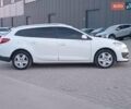 Белый Рено Меган, объемом двигателя 1.5 л и пробегом 315 тыс. км за 8990 $, фото 3 на Automoto.ua