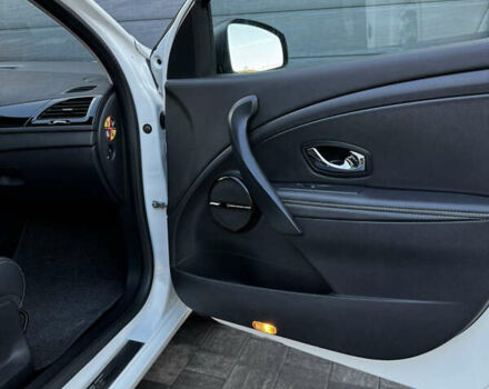 Белый Рено Меган, объемом двигателя 1.5 л и пробегом 236 тыс. км за 9700 $, фото 32 на Automoto.ua