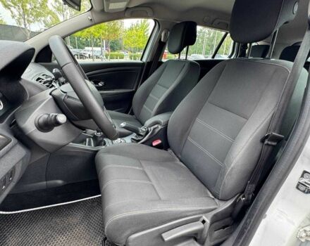 Белый Рено Меган, объемом двигателя 1.5 л и пробегом 285 тыс. км за 7790 $, фото 7 на Automoto.ua