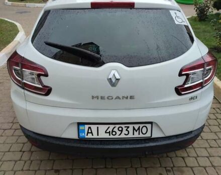 Рено Меган 2013 в Буче на Automoto.ua Белый Рено Меган, объемом двигателя 1.46 л и пробегом 270 тыс. км за 7000 $, фото 4 на Automoto.ua
