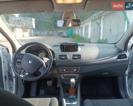 Белый Рено Меган, объемом двигателя 1.5 л и пробегом 250 тыс. км за 7100 $, фото 20 на Automoto.ua