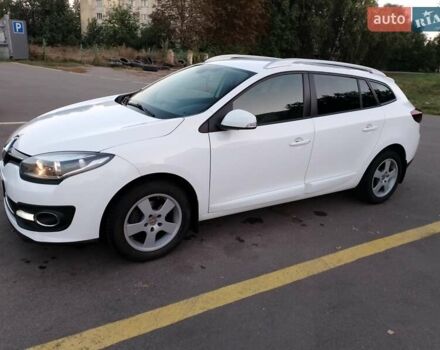 Белый Рено Меган, объемом двигателя 1.5 л и пробегом 289 тыс. км за 9200 $, фото 5 на Automoto.ua
