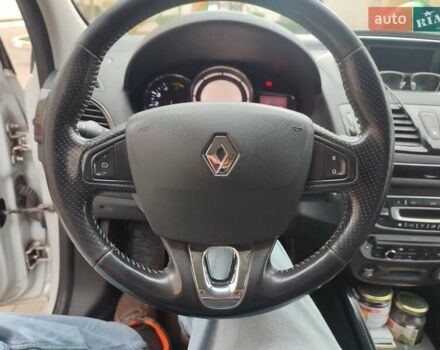 Рено Меган 2013 в Буче на Automoto.ua Белый Рено Меган, объемом двигателя 1.46 л и пробегом 270 тыс. км за 7000 $, фото 3 на Automoto.ua