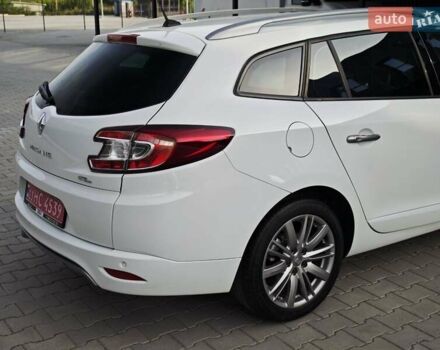 Белый Рено Меган, объемом двигателя 1.5 л и пробегом 209 тыс. км за 8900 $, фото 11 на Automoto.ua