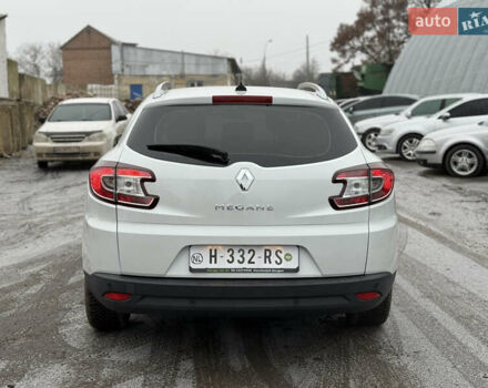 Белый Рено Меган, объемом двигателя 1.6 л и пробегом 153 тыс. км за 9300 $, фото 8 на Automoto.ua