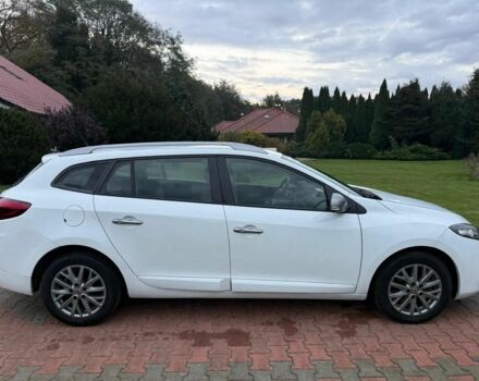 Белый Рено Меган, объемом двигателя 1.5 л и пробегом 188 тыс. км за 2300 $, фото 1 на Automoto.ua