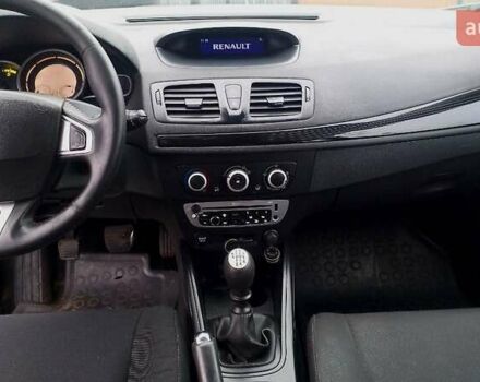 Белый Рено Меган, объемом двигателя 1.46 л и пробегом 270 тыс. км за 6100 $, фото 7 на Automoto.ua