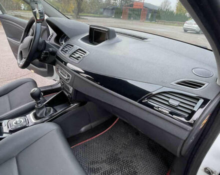 Белый Рено Меган, объемом двигателя 1.46 л и пробегом 308 тыс. км за 8700 $, фото 10 на Automoto.ua