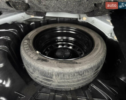 Білий Рено Меган, об'ємом двигуна 1.46 л та пробігом 245 тис. км за 8500 $, фото 24 на Automoto.ua