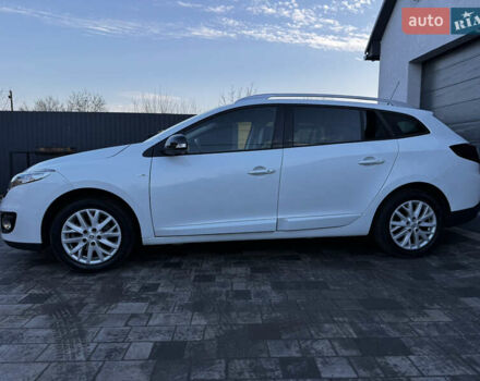 Белый Рено Меган, объемом двигателя 1.5 л и пробегом 236 тыс. км за 9700 $, фото 12 на Automoto.ua