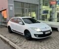 Белый Рено Меган, объемом двигателя 1.5 л и пробегом 300 тыс. км за 6600 $, фото 5 на Automoto.ua