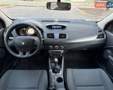 Білий Рено Меган, об'ємом двигуна 1.46 л та пробігом 258 тис. км за 7200 $, фото 18 на Automoto.ua