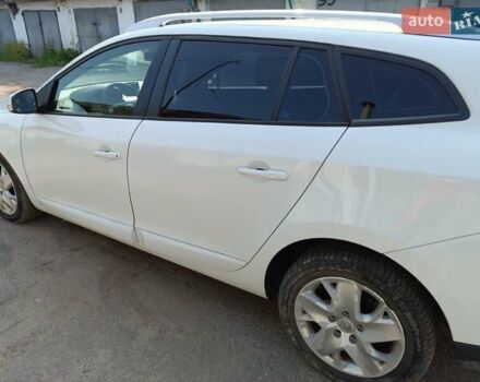 Белый Рено Меган, объемом двигателя 1.5 л и пробегом 250 тыс. км за 7100 $, фото 10 на Automoto.ua