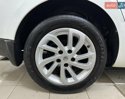 Белый Рено Меган, объемом двигателя 1.5 л и пробегом 237 тыс. км за 8150 $, фото 12 на Automoto.ua