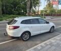 Белый Рено Меган, объемом двигателя 1.5 л и пробегом 315 тыс. км за 7400 $, фото 21 на Automoto.ua