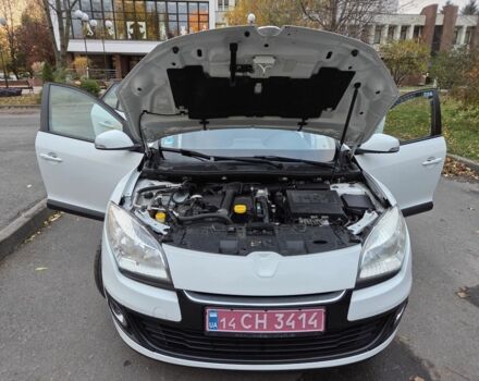 Белый Рено Меган, объемом двигателя 1.5 л и пробегом 226 тыс. км за 7300 $, фото 13 на Automoto.ua