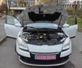 Белый Рено Меган, объемом двигателя 1.5 л и пробегом 226 тыс. км за 7300 $, фото 13 на Automoto.ua