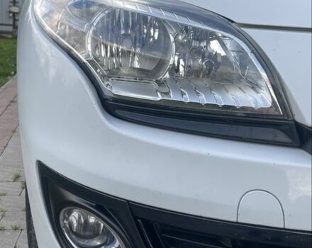 Рено Меган 2013 в Локачи на Automoto.ua Белый Рено Меган, объемом двигателя 1.5 л и пробегом 290 тыс. км за 7500 $, фото 11 на Automoto.ua